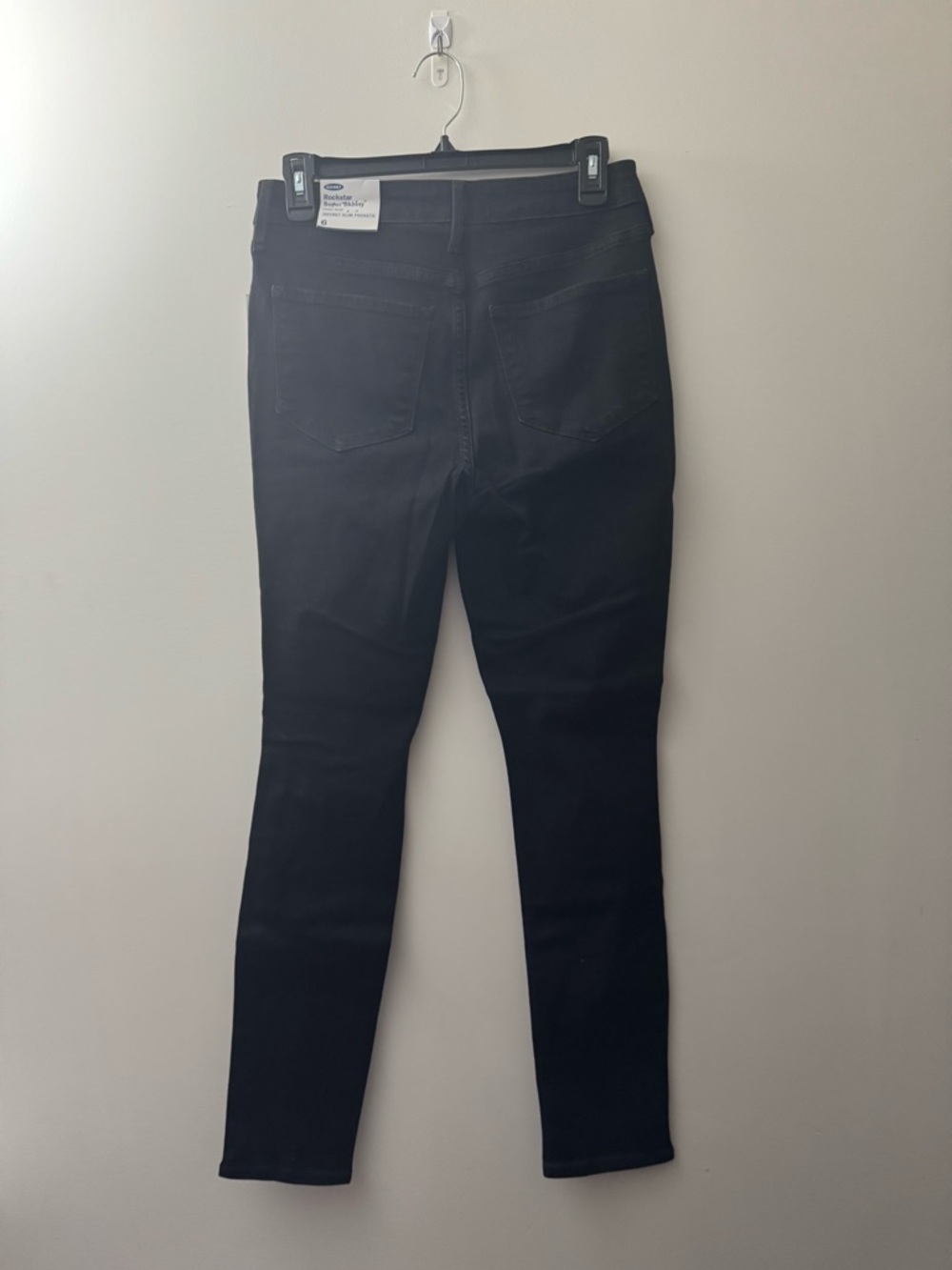 Old Navy Black Rockstar Super Skinny Jeans - Picture 8 of 10